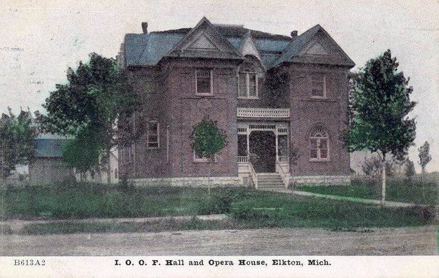 Elkton Opera House - 1909 From Paul (newer photo)